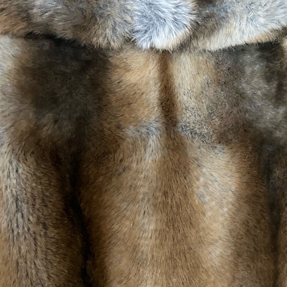 MCM Jeans Jacket Small/Medium Fur Blue grey/Pecan/Sorrel Colors like new - Picture 5 of 9